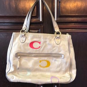 COACH, used, N J1220-22472